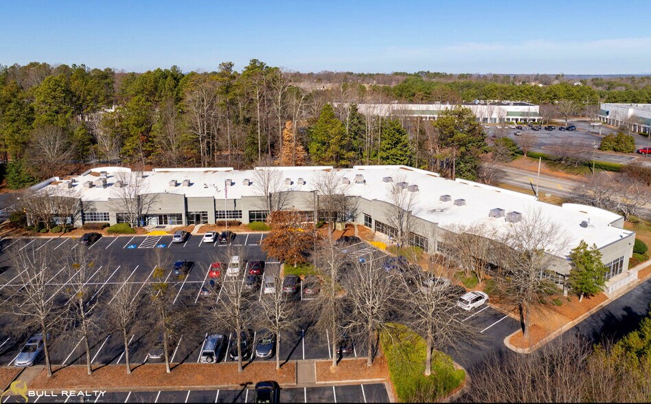 3145 Avalon Ridge Pl, Peachtree Corners, GA à louer - Photo de l’immeuble – Image 3 sur 13