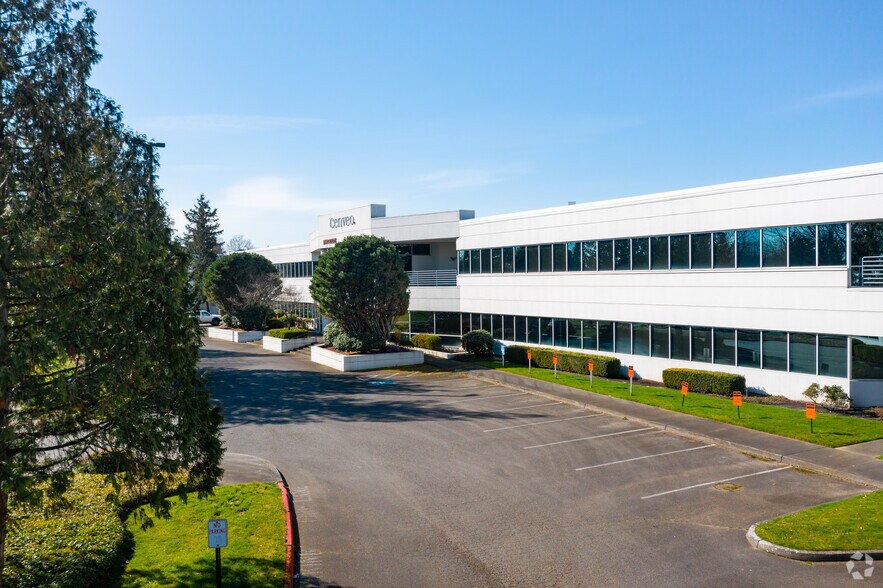 6520 S 190th St, Kent, WA à louer - Photo de l’immeuble – Image 2 sur 12