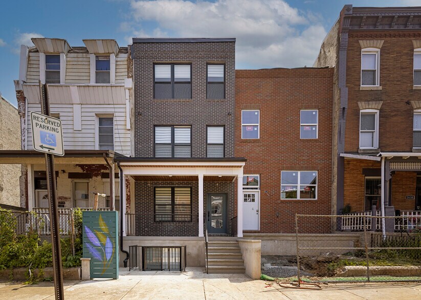 3116 Clifford St, Philadelphia, PA à vendre - Photo principale – Image 1 sur 69