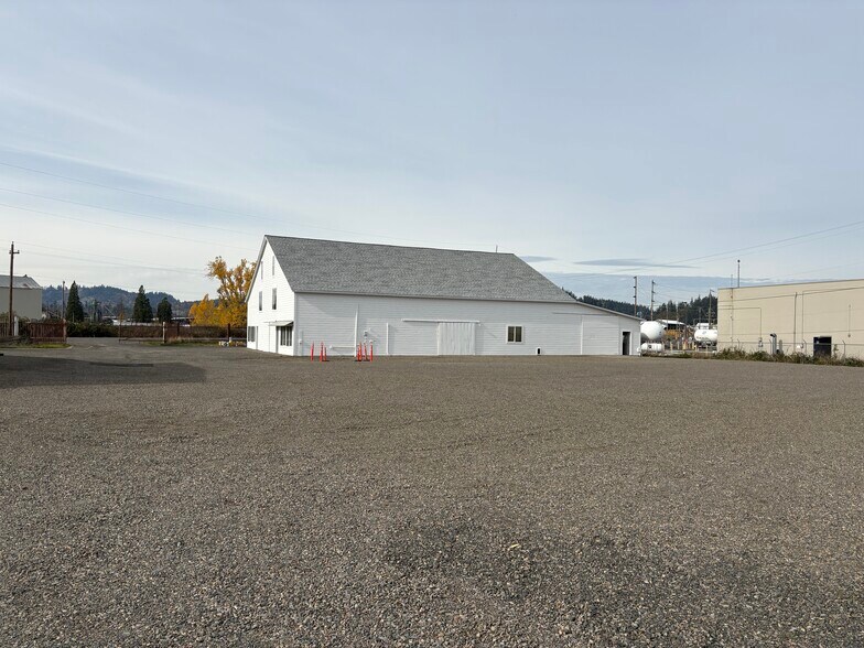 85483-85485 Hwy 99, Eugene, OR à louer - Photo de l’immeuble – Image 2 sur 9