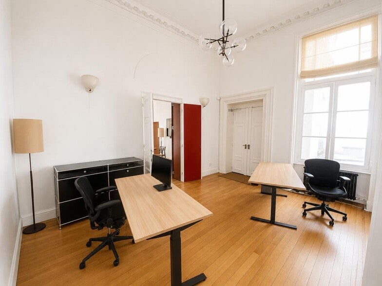 26 Rue De Richelieu, Paris à louer - Photo de l’immeuble – Image 2 sur 8