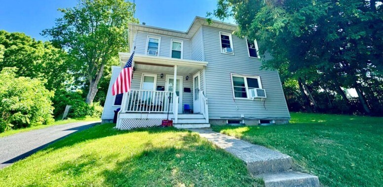 88 N Division St, Auburn, NY à vendre - Photo principale – Image 1 sur 1