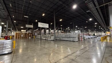 9775 Commerce Cir, Kutztown, PA à louer Photo intérieure– Image 2 sur 4