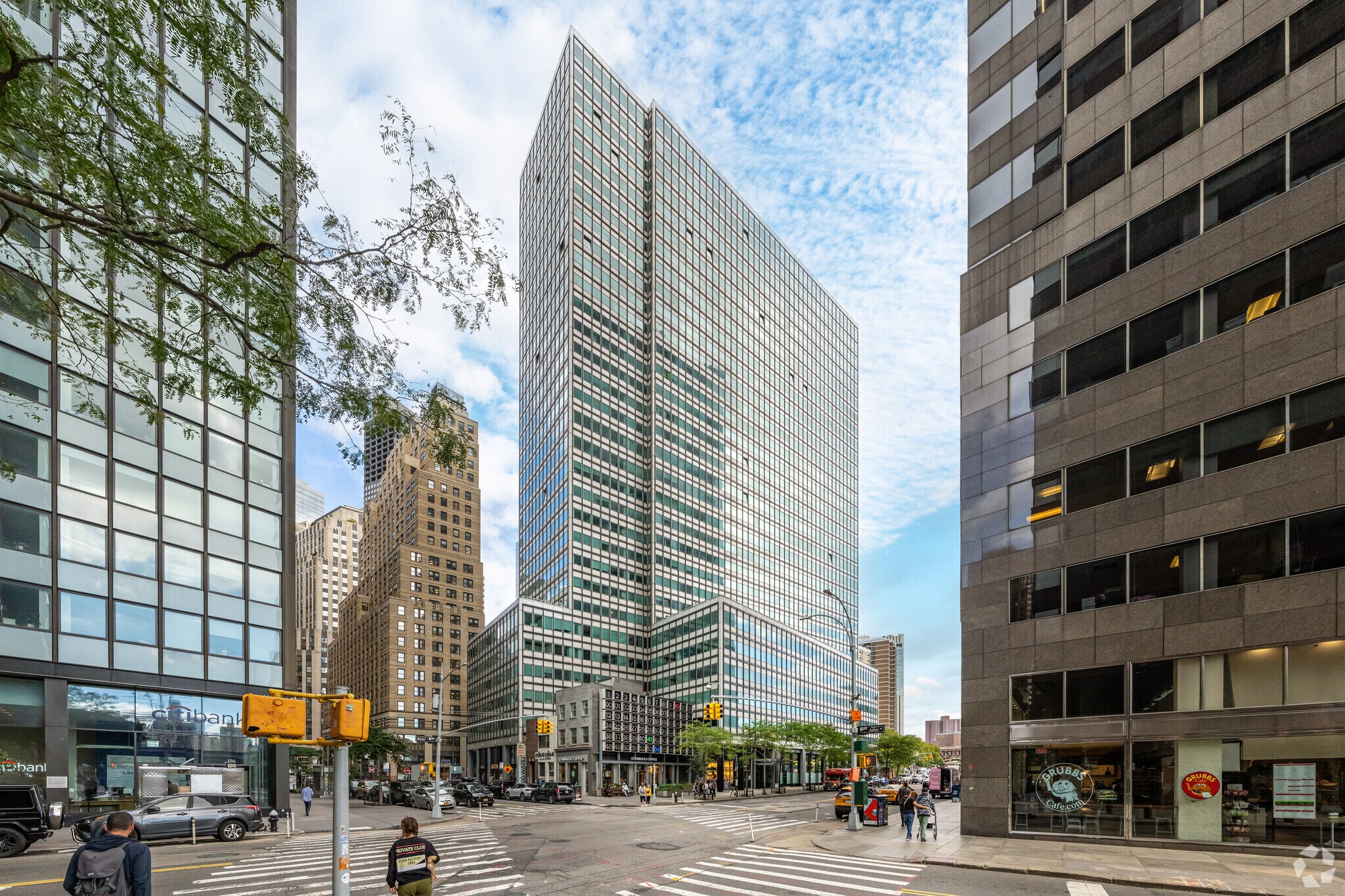 200 Pearl St, New York, NY à louer Photo de l’immeuble– Image 1 sur 8
