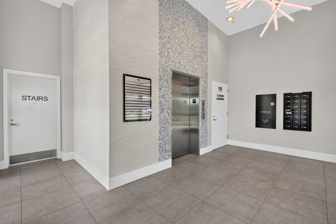 23190 Fashion Dr, Estero, FL 33928 - Lot P205-208 -  - Photo intérieure - Image 1 of 32