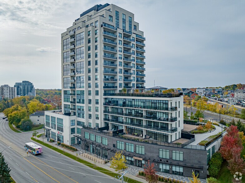 150 Wellington St E, Guelph, ON à vendre - Photo principale – Image 1 sur 6