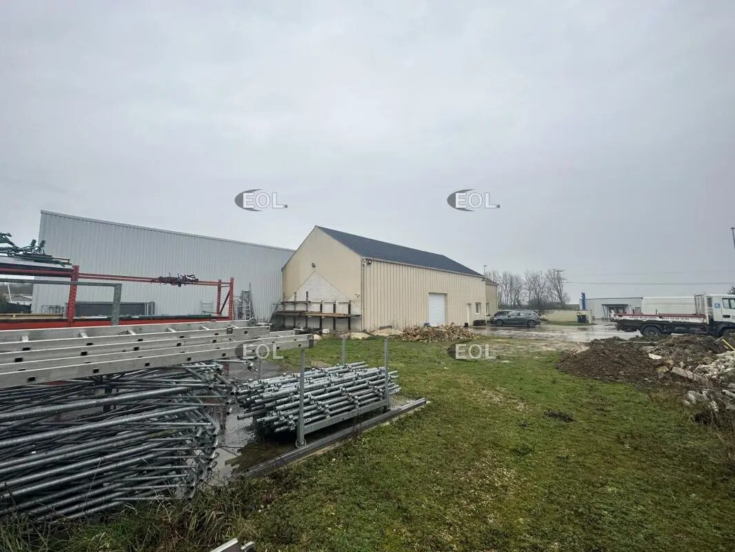 Industriel/Logistique dans Guignes à louer Photo de l’immeuble– Image 1 sur 17