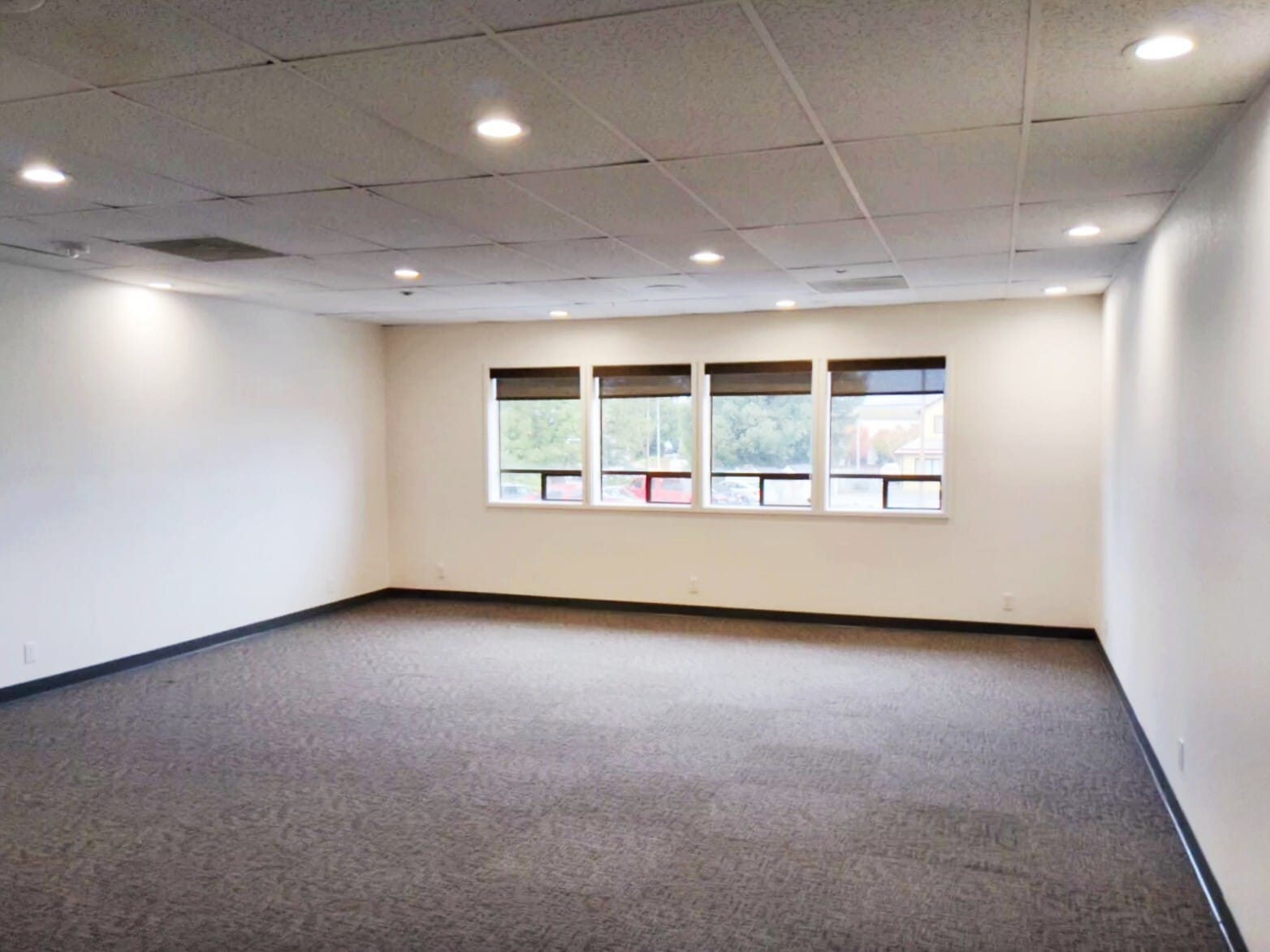 40 Penny Ln, Watsonville, CA à louer Photo intérieure– Image 1 sur 9