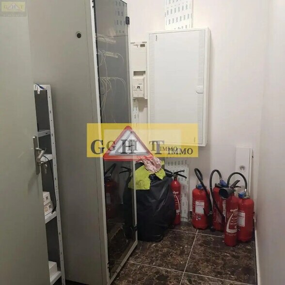 Industriel/Logistique dans Bondoufle à vendre - Photo de l’immeuble – Image 2 sur 8