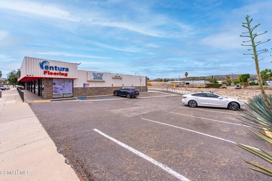 875 E Los Angeles Ave, Simi Valley, CA à vendre - Photo de l’immeuble – Image 2 sur 13