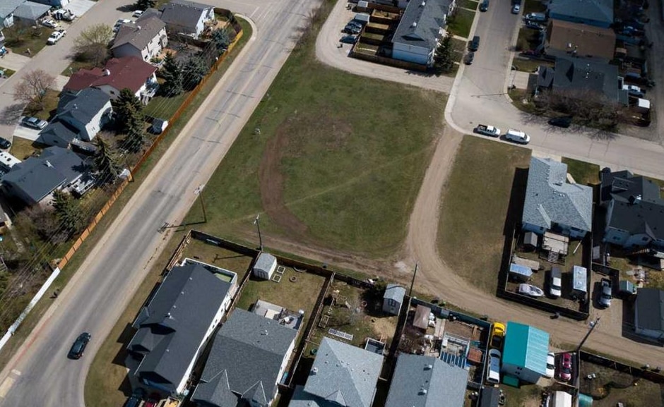 346 Parkview Estate, Strathmore, AB à vendre - Aérien – Image 2 sur 10