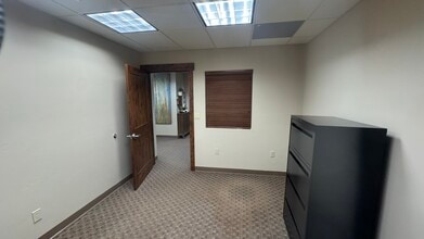 56 Edwards Village Blvd, Edwards, CO à louer Photo intérieure– Image 1 sur 5