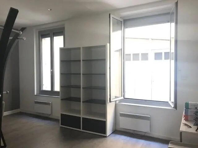 Bureau dans Paris à louer - Photo de l’immeuble – Image 3 sur 6