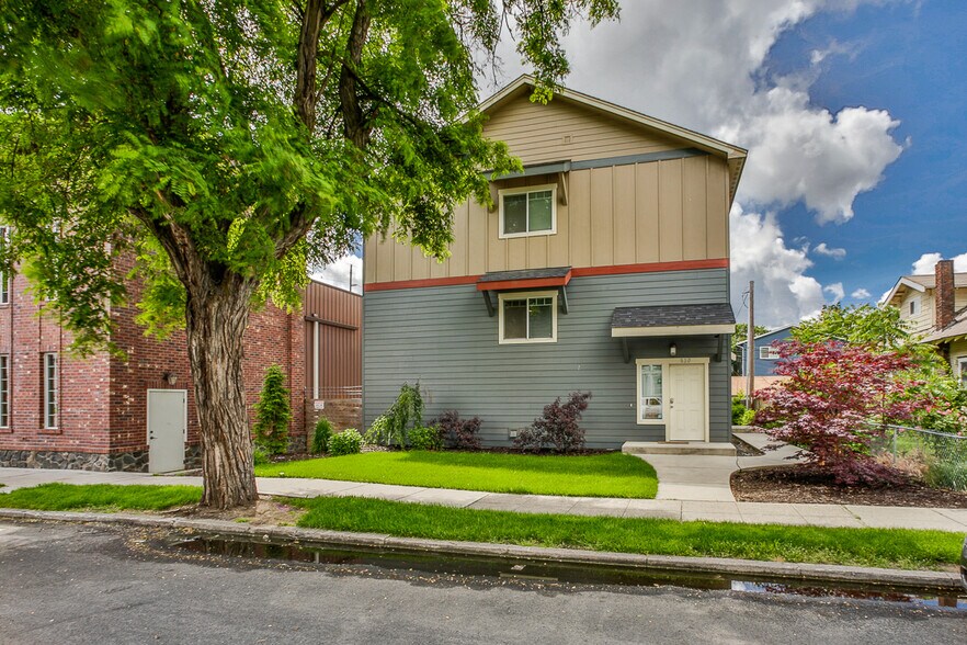 820 E Nora Ave, Spokane, WA à vendre - Photo principale – Image 1 sur 15