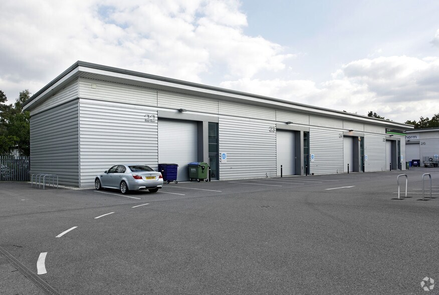 Benyon Rd, Aldermaston à louer - Photo principale – Image 1 sur 3