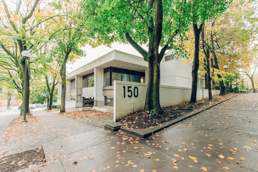 150-220 SW Harrison St, Portland, OR à louer - Photo de l’immeuble – Image 1 sur 19