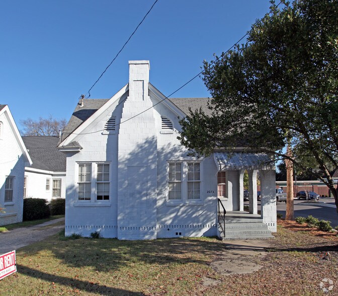 207A N Washington St, Sumter, SC à louer - Photo de l’immeuble – Image 2 sur 14
