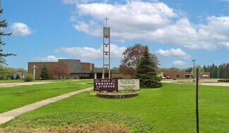 Plus de détails pour 201 E 104th St, Minneapolis, MN - Spécialisé à vendre