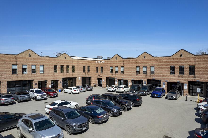 11-17 Carlaw Ave, Toronto, ON à vendre - Photo de l’immeuble – Image 3 sur 5