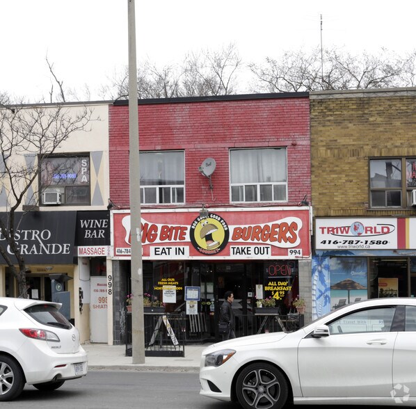 994 Eglinton Ave W, Toronto, ON à vendre - Photo de l’immeuble – Image 2 sur 2