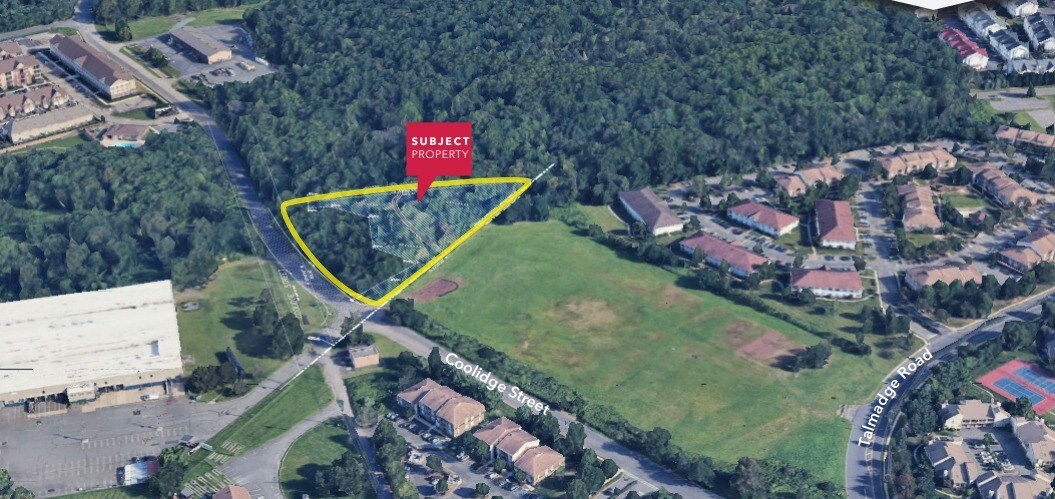 000 Coolidge St S, Plainfield, NJ à vendre Photo de l’immeuble– Image 1 sur 2