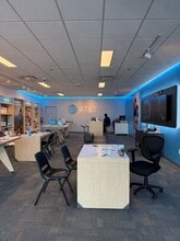 28080 Clinton Keith Rd, Murrieta, CA à louer Photo intérieure– Image 2 sur 4