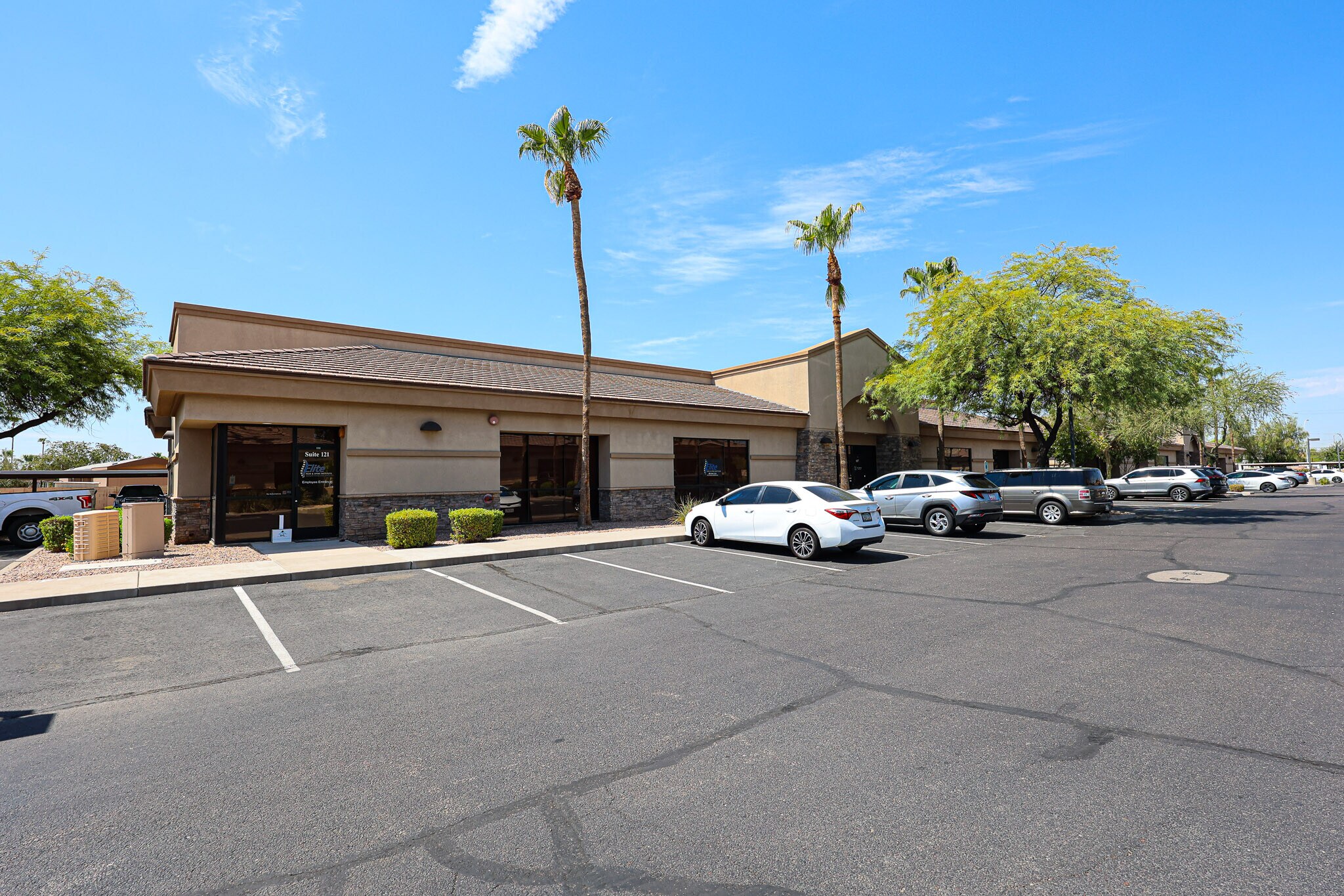 535 E McKellips Rd, Mesa, AZ à louer Photo principale– Image 1 sur 21