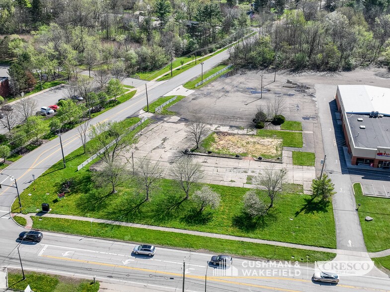 5751 Darrow Rd, Hudson, OH à vendre - Photo de l’immeuble – Image 3 sur 4