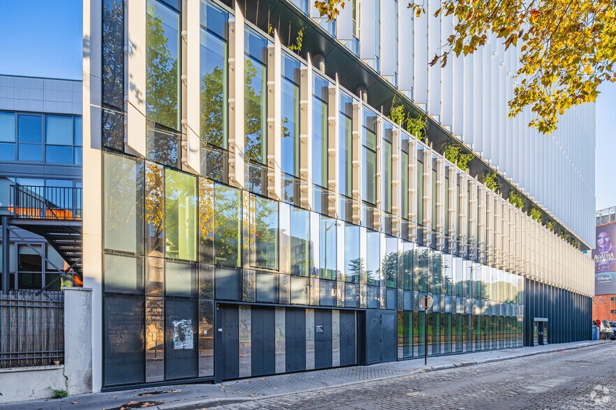 Bureau dans Saint-Ouen-sur-Seine à louer - Photo de l’immeuble – Image 3 sur 4
