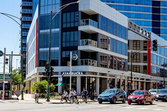 Plus de détails pour 500 N Milwaukee Ave, Chicago, IL - Local commercial à louer