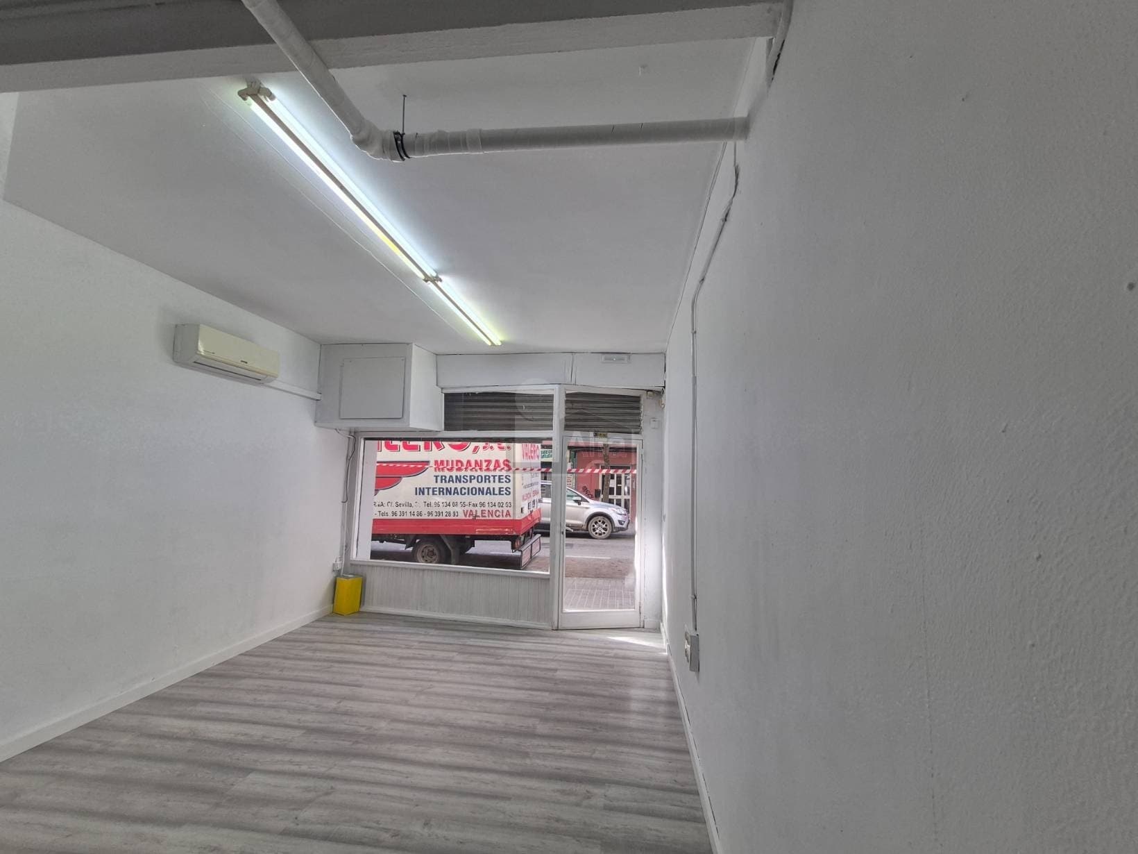 Local commercial dans València, Valencia à louer Photo intérieure– Image 1 sur 9