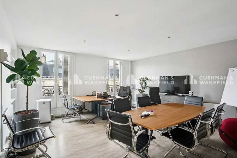 29 Rue Taitbout, Paris à louer - Photo intérieure – Image 2 sur 13