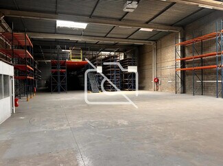 Plus de détails pour Industriel/Logistique à louer