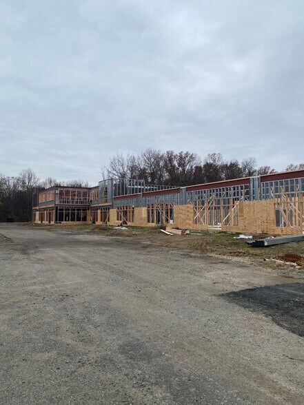 1180 Bloomfield Ave, Caldwell, NJ à louer - Photo de l’immeuble – Image 3 sur 7