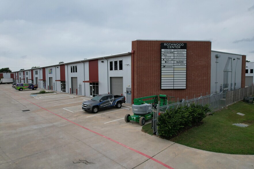 22131 Rothwood Rd, Spring, TX à vendre - Photo de l’immeuble – Image 2 sur 5