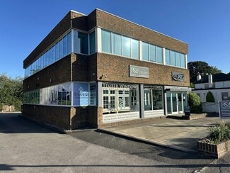 Plus de détails pour Portsmouth Rd, Esher - Bureau à louer