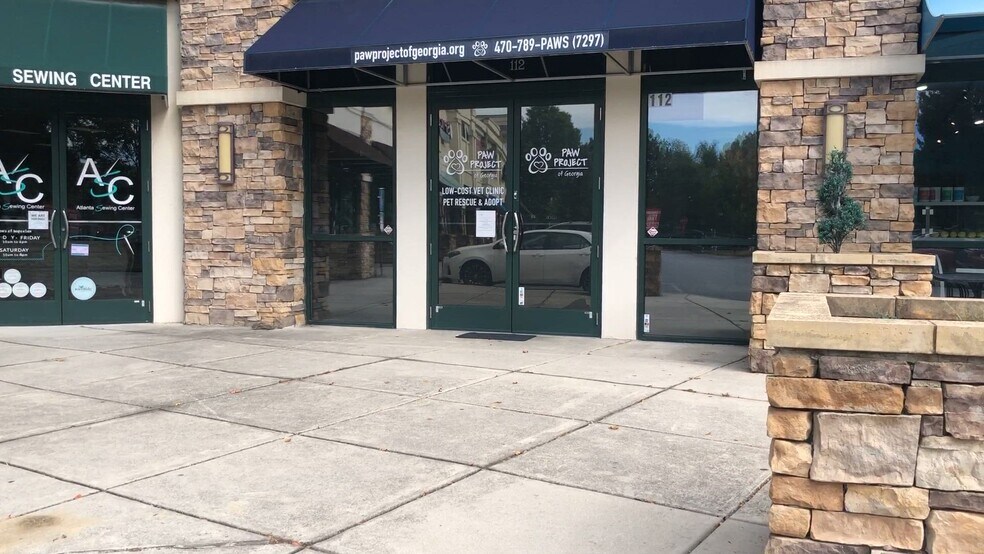 2148 NW Duluth Hwy, Duluth, GA à louer - Vidéo sur l’annonce professionnelle – Image 2 sur 16