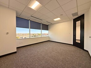 14110 N Dallas Pky, Dallas, TX à louer Photo intérieure– Image 2 sur 3