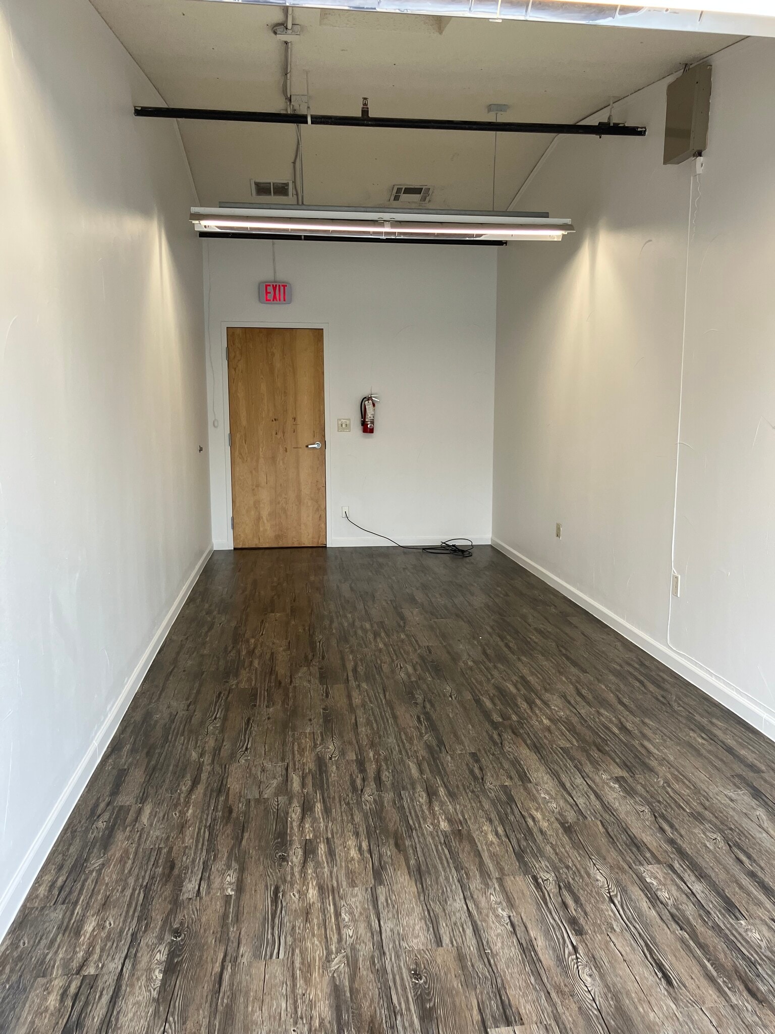 7410 Boulevard 26, Richland Hills, TX à louer Photo de l’immeuble– Image 1 sur 2