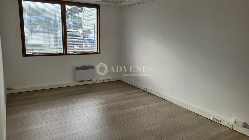 Local d'activités dans La Chapelle-sur-Erdre à vendre - Photo intérieure – Image 3 sur 7