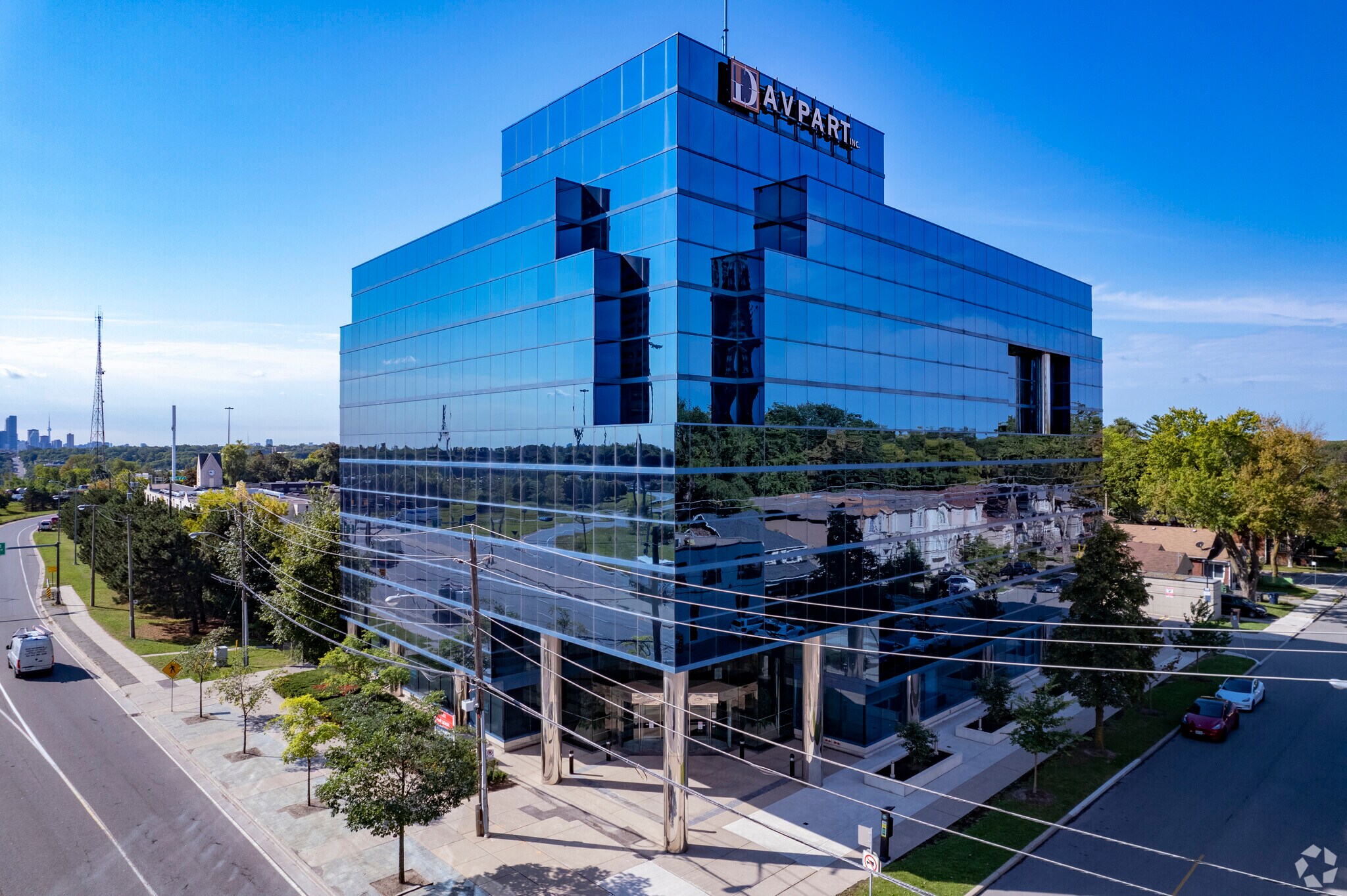 4576 Yonge St, Toronto, ON à louer Photo principale– Image 1 sur 3