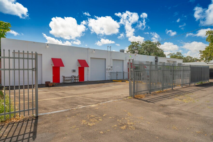 280-282 NE 60th St, Miami, FL à vendre - Photo de l’immeuble – Image 3 sur 15
