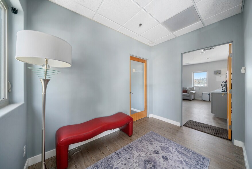 1400 Railroad St, Paso Robles, CA à louer - Photo de l’immeuble – Image 3 sur 28