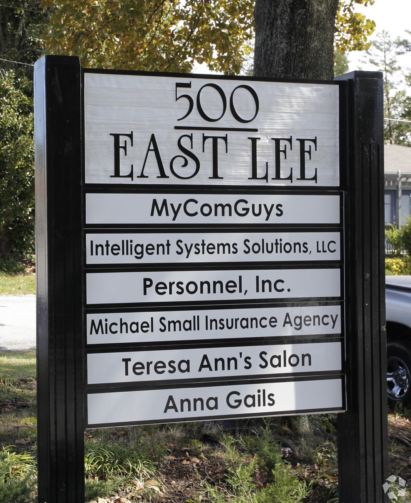 500 E Lee Rd, Taylors, SC à louer Photo de l’immeuble– Image 1 sur 2