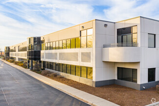 Plus de détails pour 100-130 Lakeview Pky, Vernon Hills, IL - Industriel/Logistique à louer