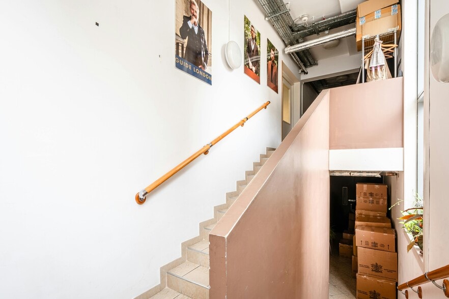 View Photo