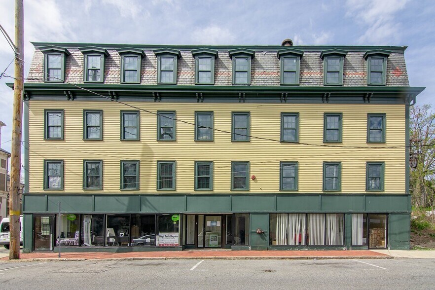 2 Charles St, Methuen, MA à louer - Photo de l’immeuble – Image 1 sur 7