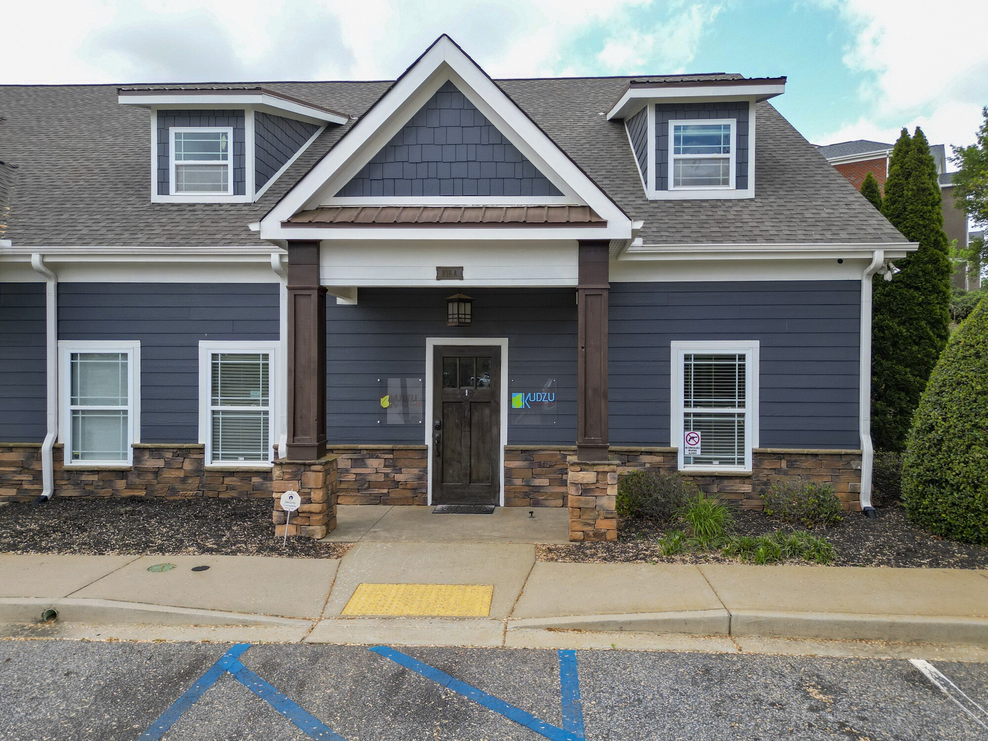 108A Clair Dr, Piedmont, SC à louer Photo de l’immeuble– Image 1 sur 4