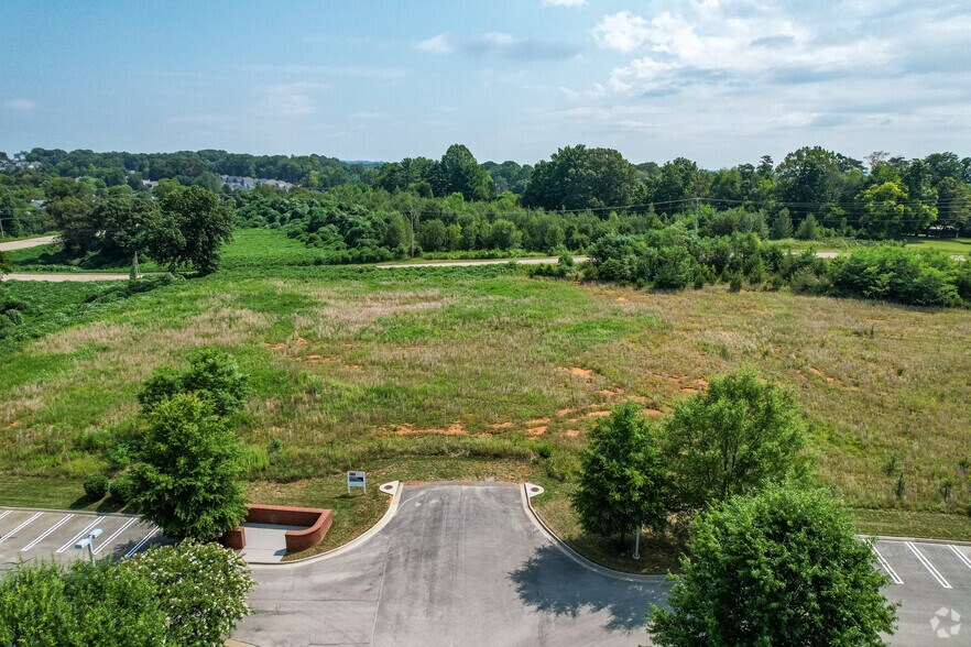 10025 Investment Dr, Knoxville, TN à louer - Aérien – Image 2 sur 6