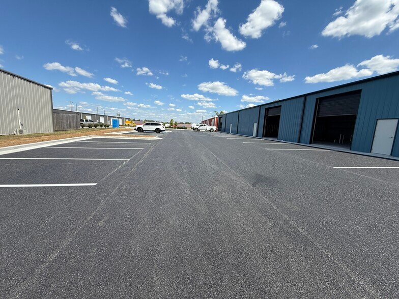 180 Zakk Ct, Nicholasville, KY à louer - Photo de l’immeuble – Image 3 sur 6